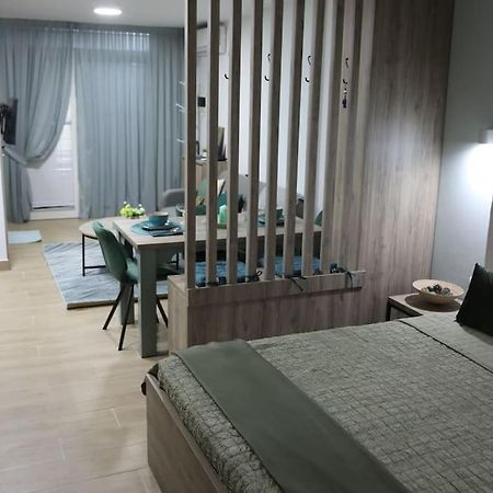 Kosta'S Home Тирана Экстерьер фото