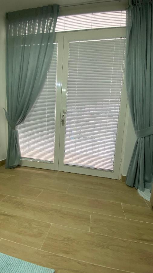 Kosta'S Home Тирана Экстерьер фото